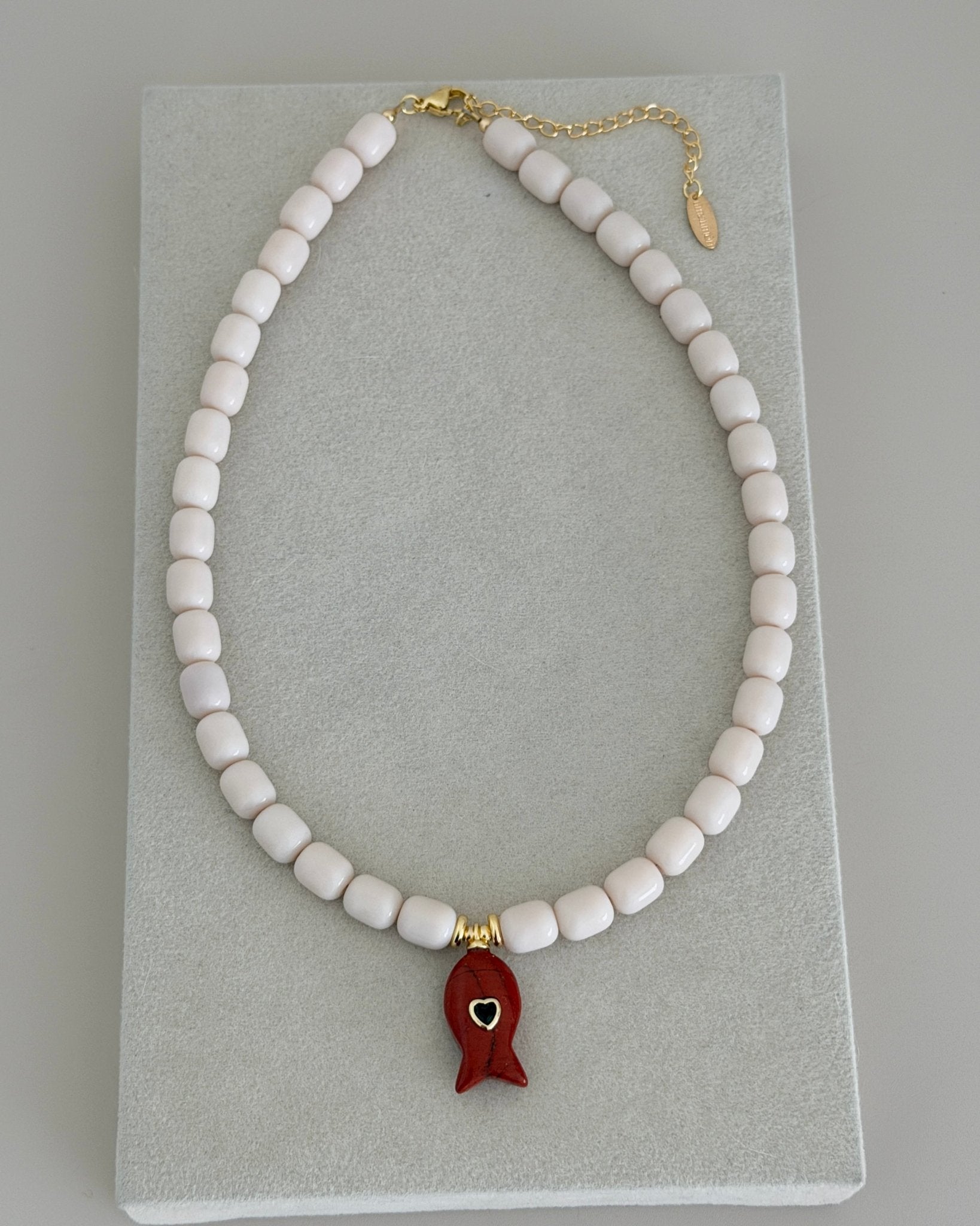 Red Heart Fish Bead Necklace - Necklaces | LimaLimón Store - 6