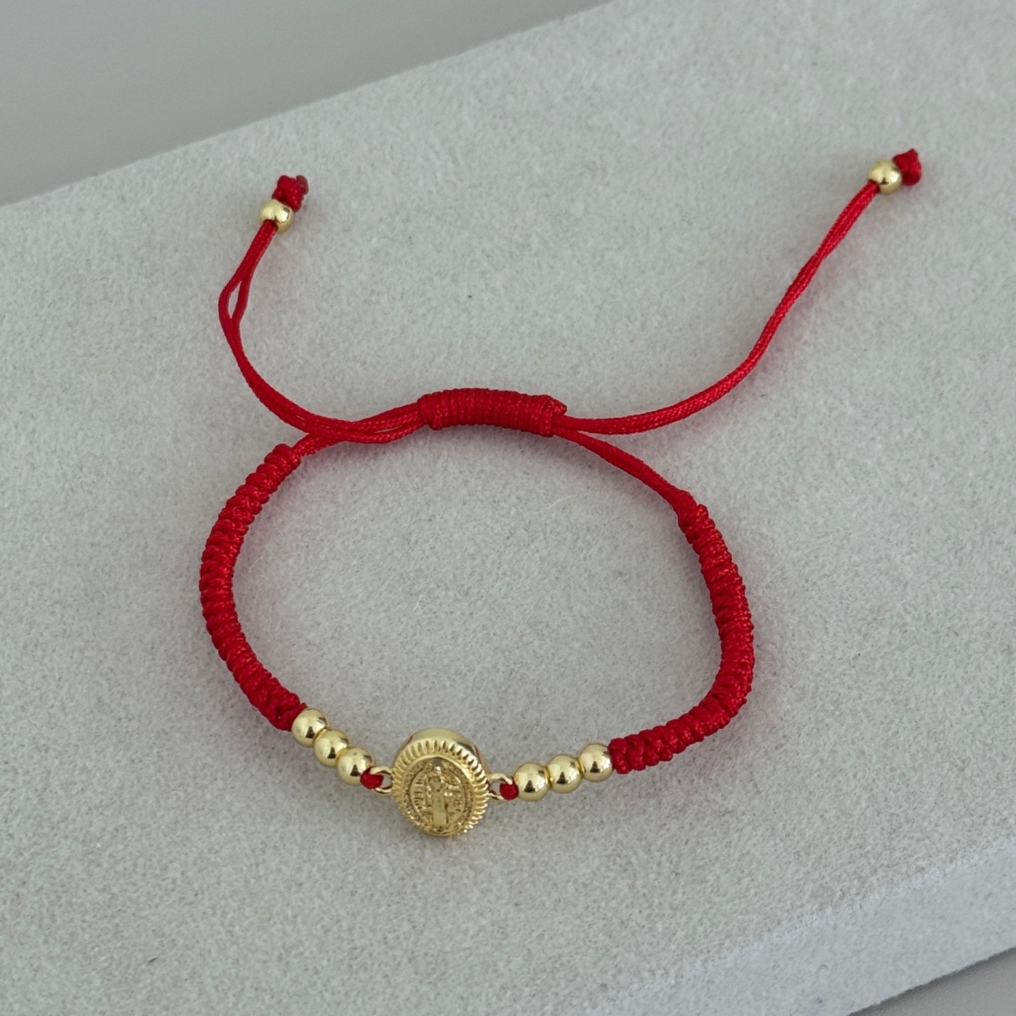 Red Protection Bracelet - Bracelet | LimaLimón Store - 2