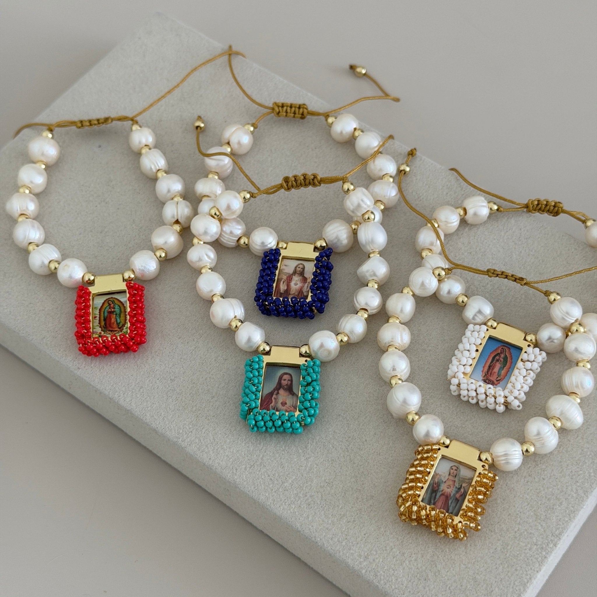 Sacred Pearl Charm Bracelet - Bracelet | LimaLimón Store - 1
