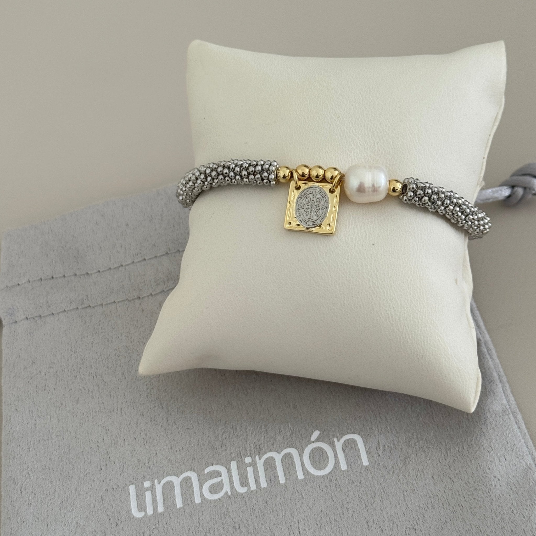 San Benito Beaded Charm Bracelet - Bracelet | LimaLimón Store - 3