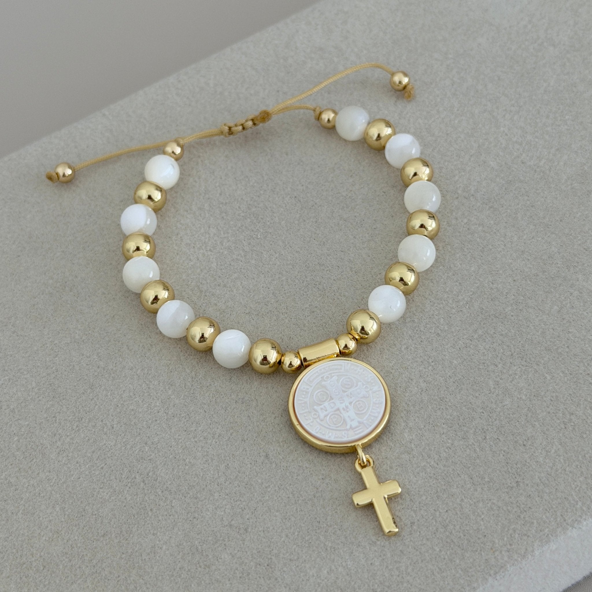 San Benito Medallion Bracelet - Bracelet | LimaLimón Store - 1
