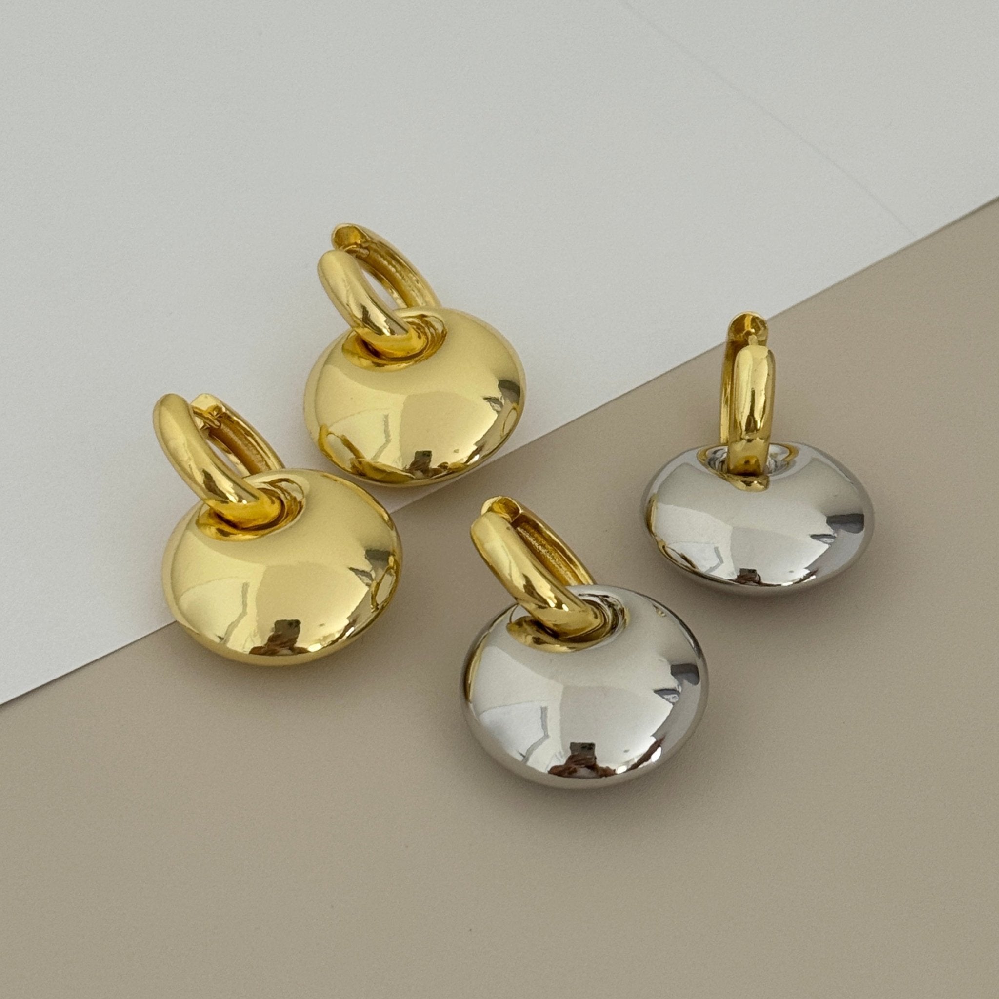 Sculpted Dome Drop Earrings – Gold &amp; Silver - Earring | LimaLimón Store - 1