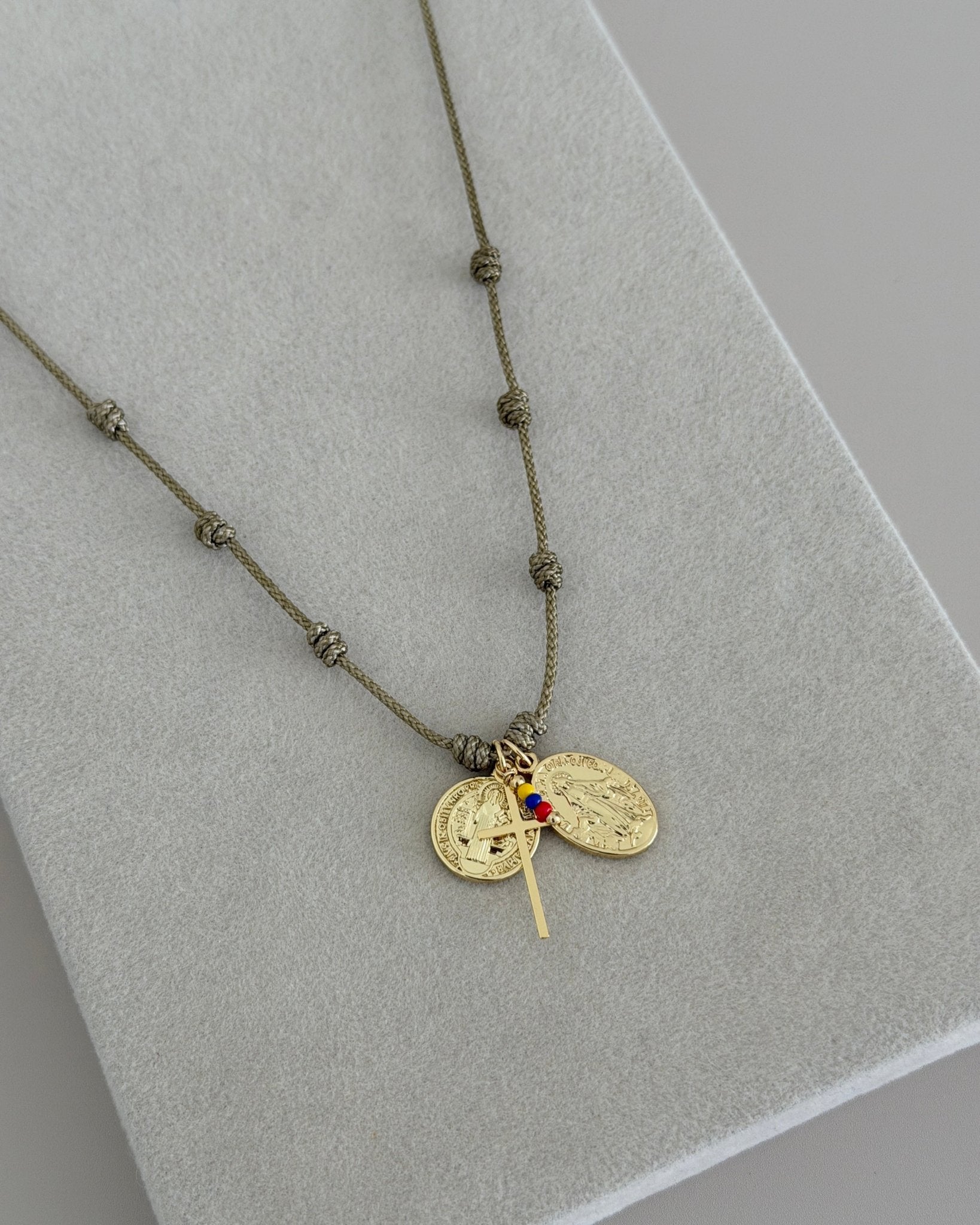 Seven Knots Necklace 🇻🇪 Venezuela Edition - Necklaces | LimaLimón Store - 2