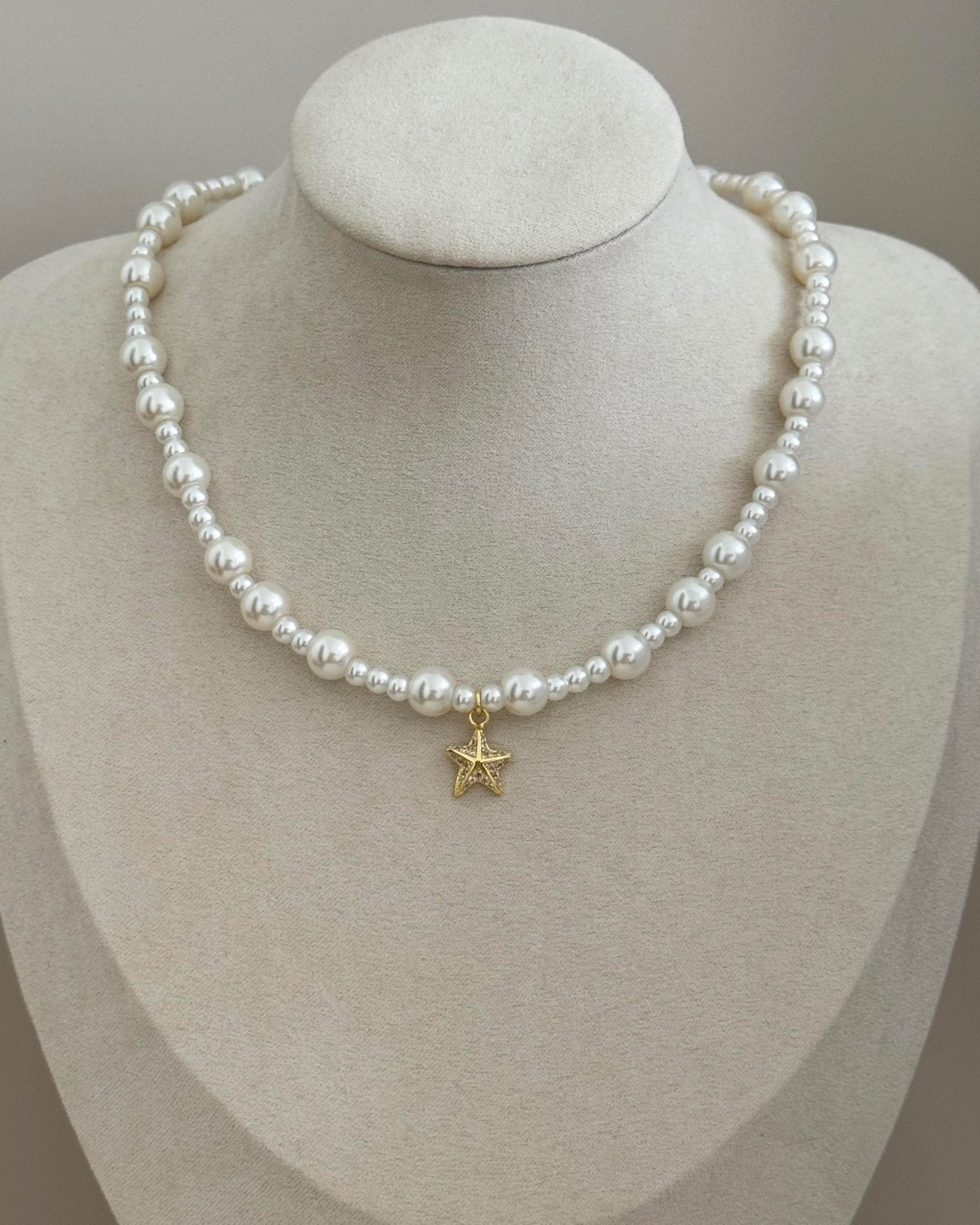 Star Pearls Necklace - Necklace | LimaLimón Store - 3