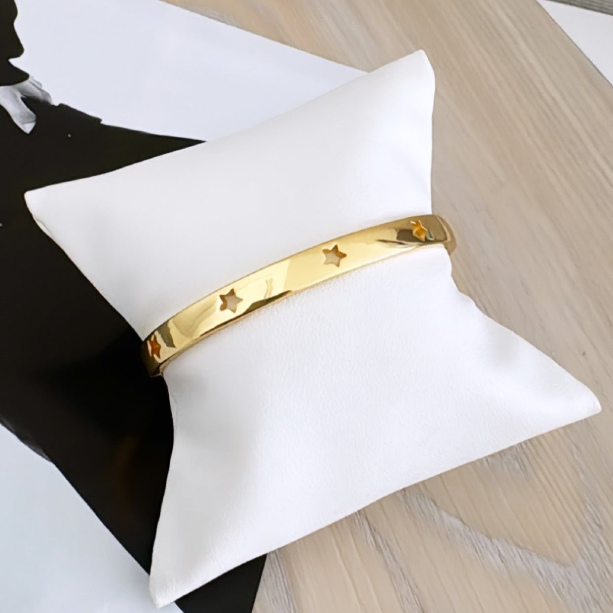 Stars Bangle - Bracelets | LimaLimón Store - 2