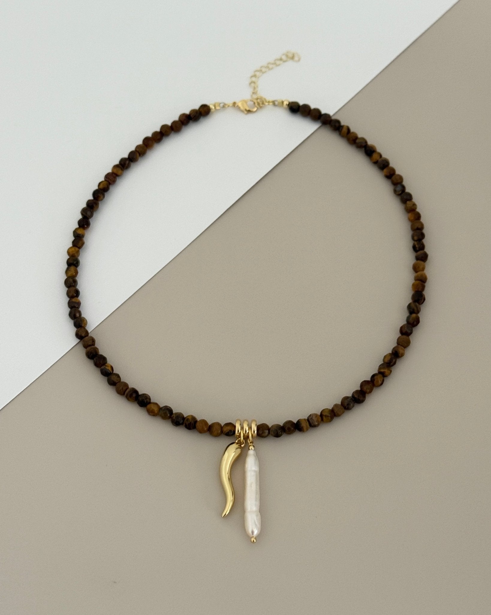 Tiger’s Eye Charm and Pearl Necklace - Necklaces | LimaLimón Store - 1