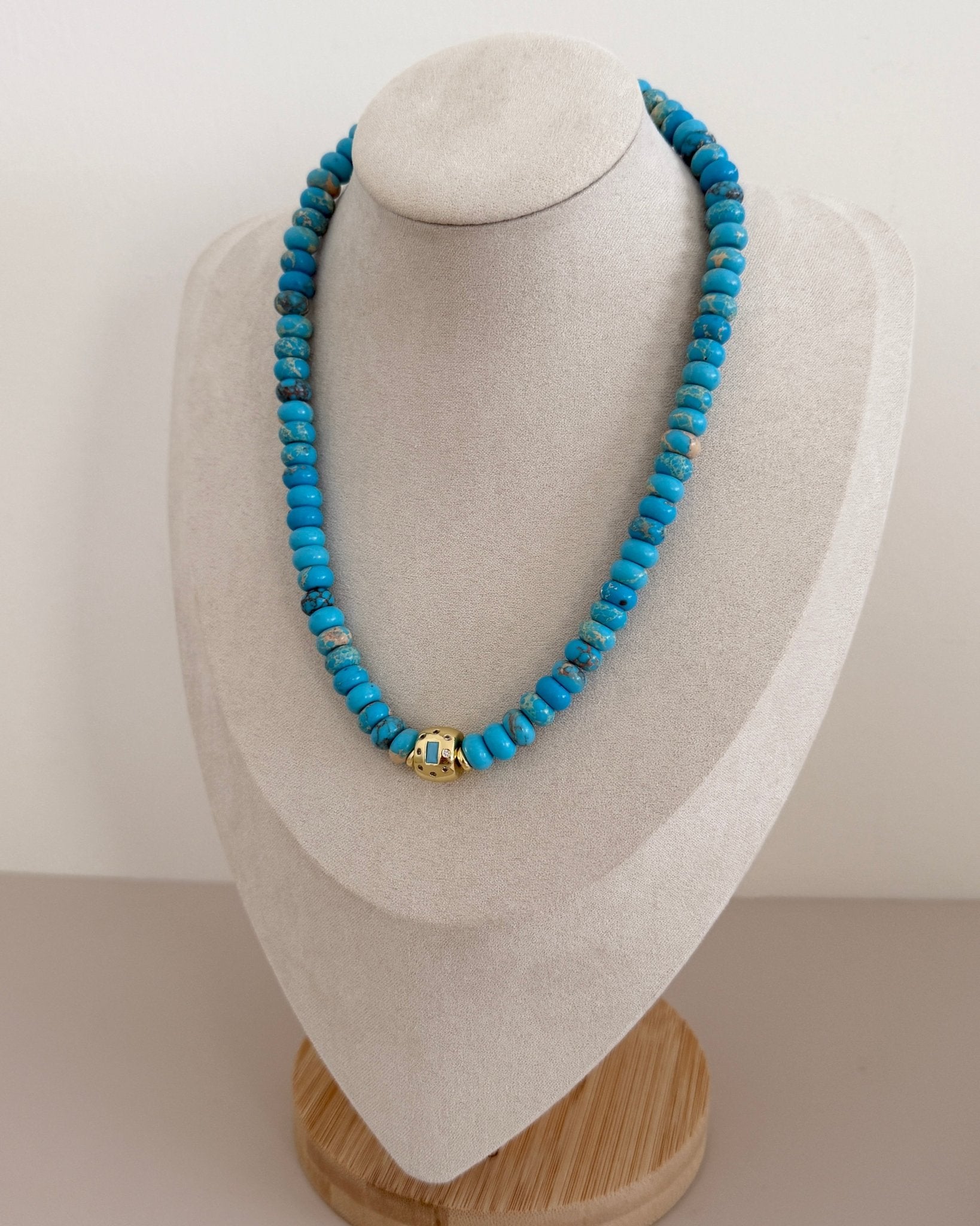 Turquoise Gold Accent Necklace - Necklaces | LimaLimón Store - 2
