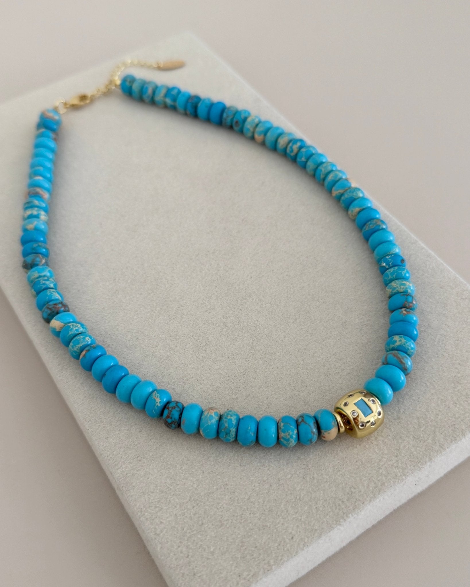 Turquoise Gold Accent Necklace - Necklaces | LimaLimón Store - 4