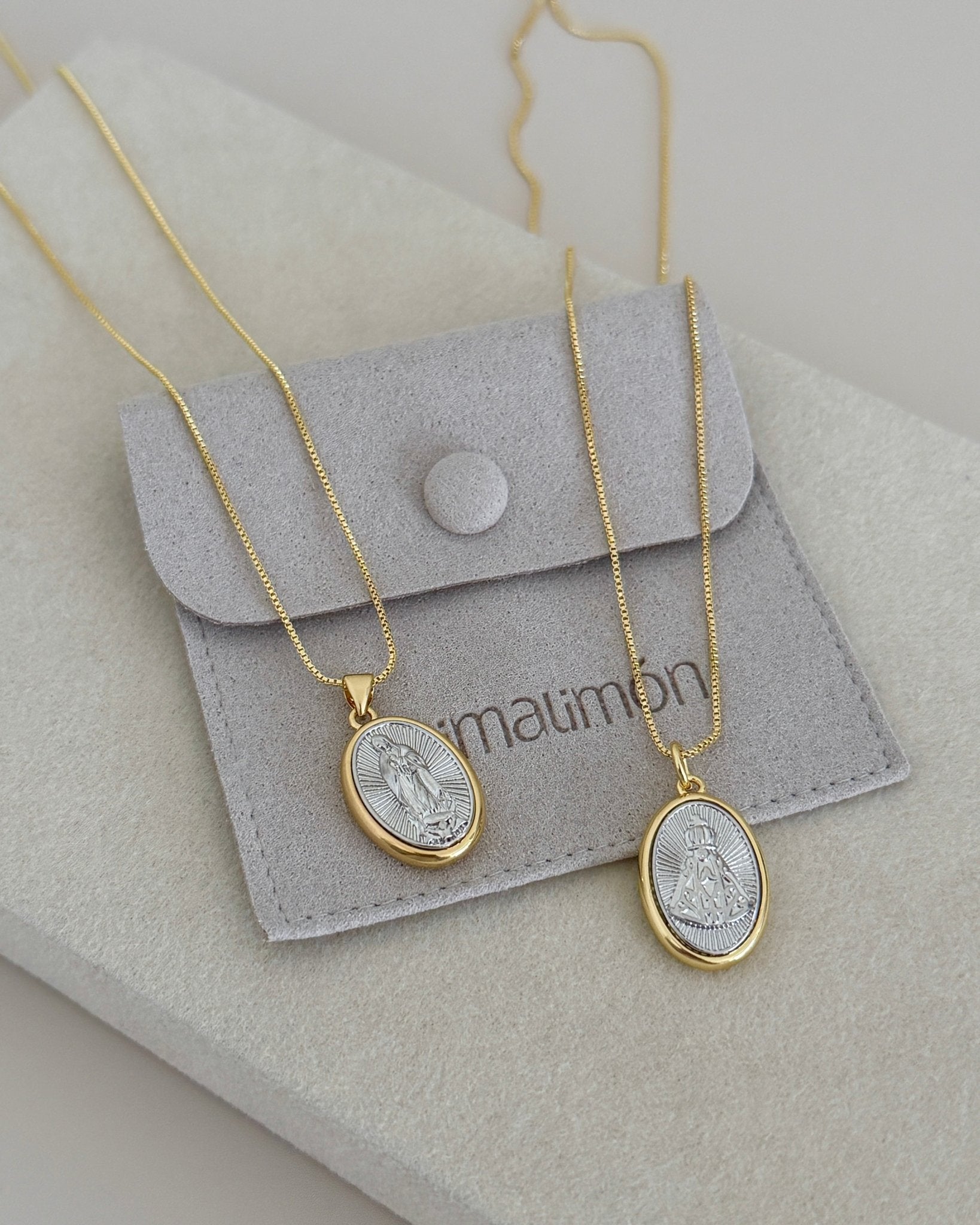 Virgin Oval Gold Plated Necklace - Necklace | LimaLimón Store - 2