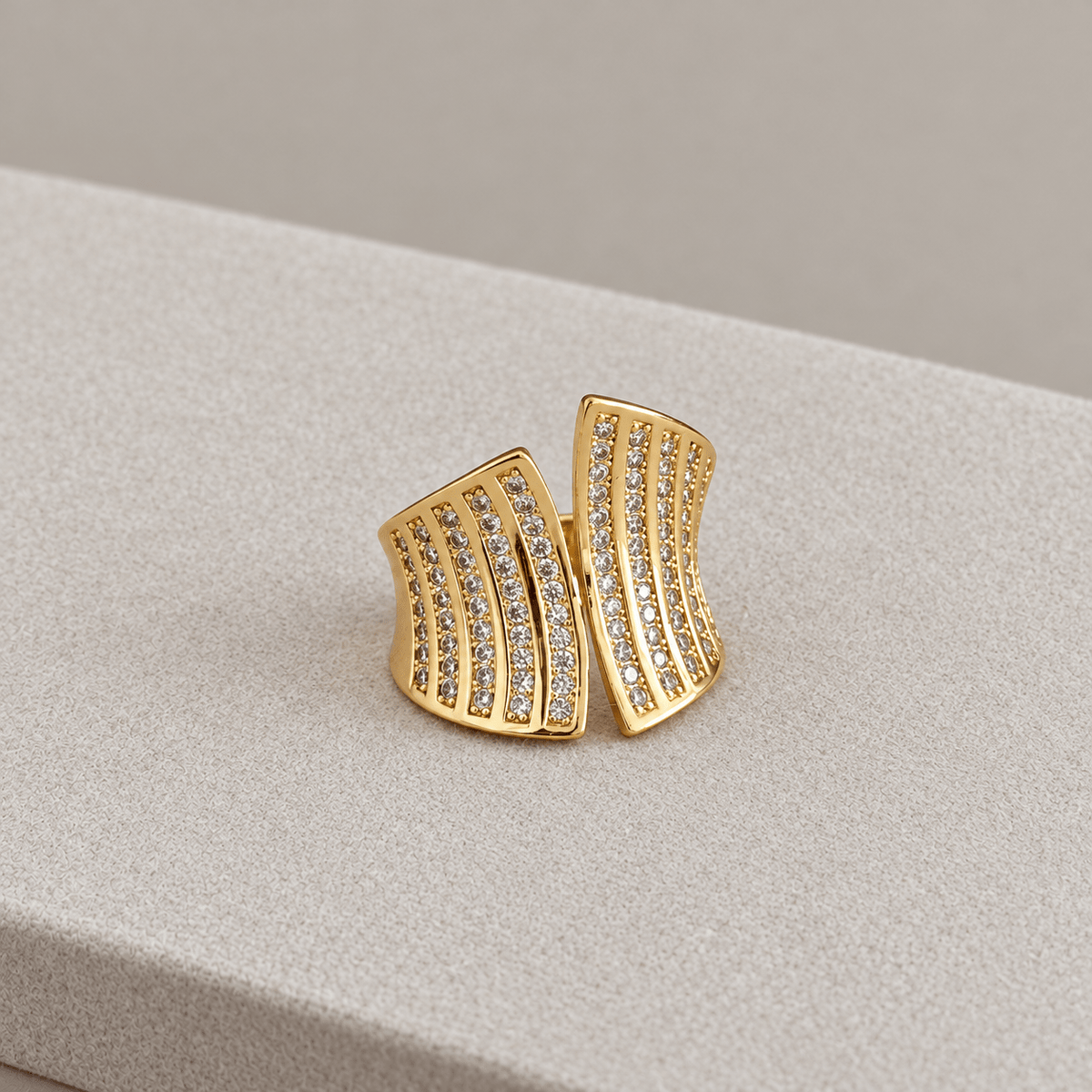 Wave Crystal Ring - ring jewelry | LimaLimón Store - 1