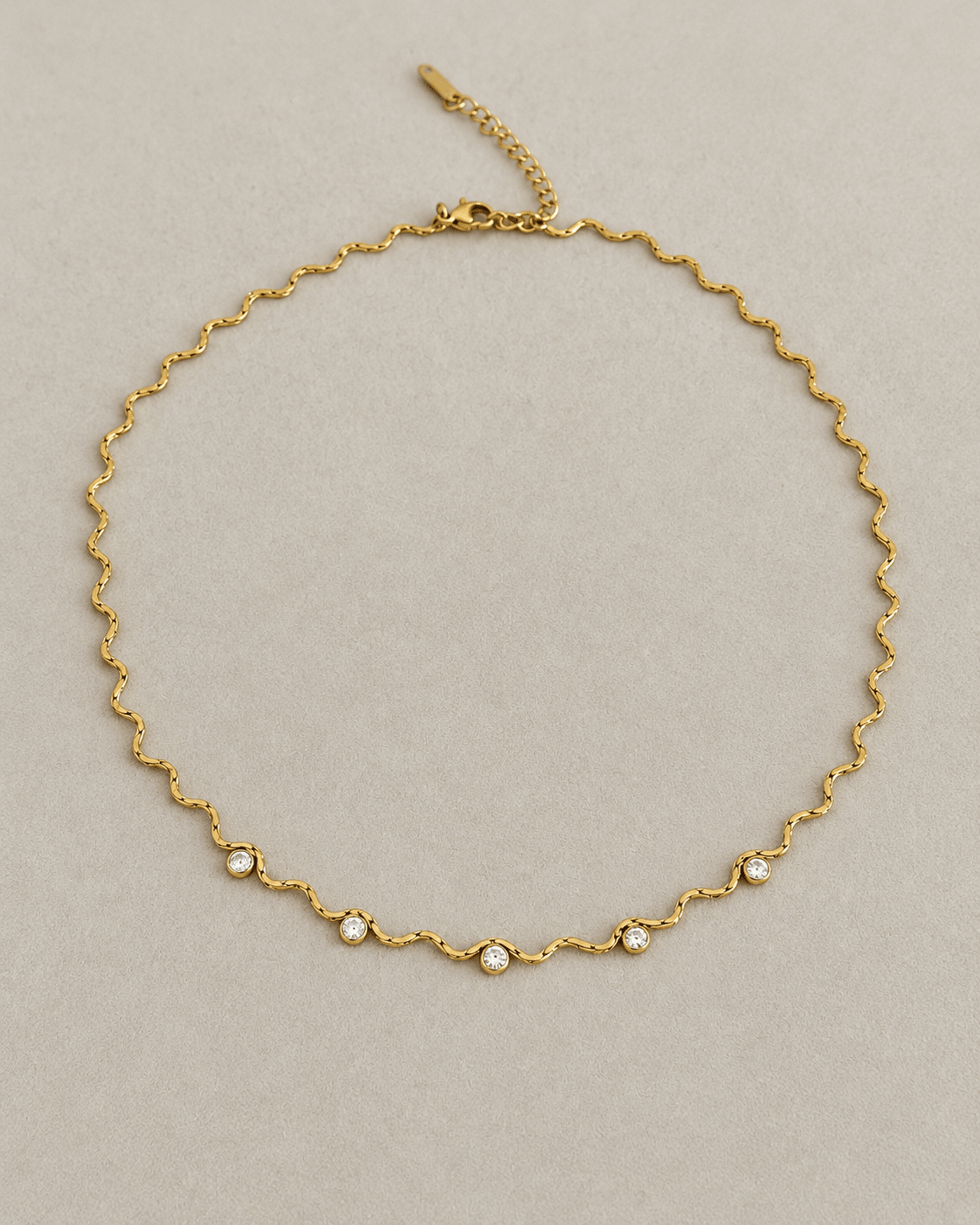 Wavy Crystal Choker Necklace - Necklaces | LimaLimón Store - 1