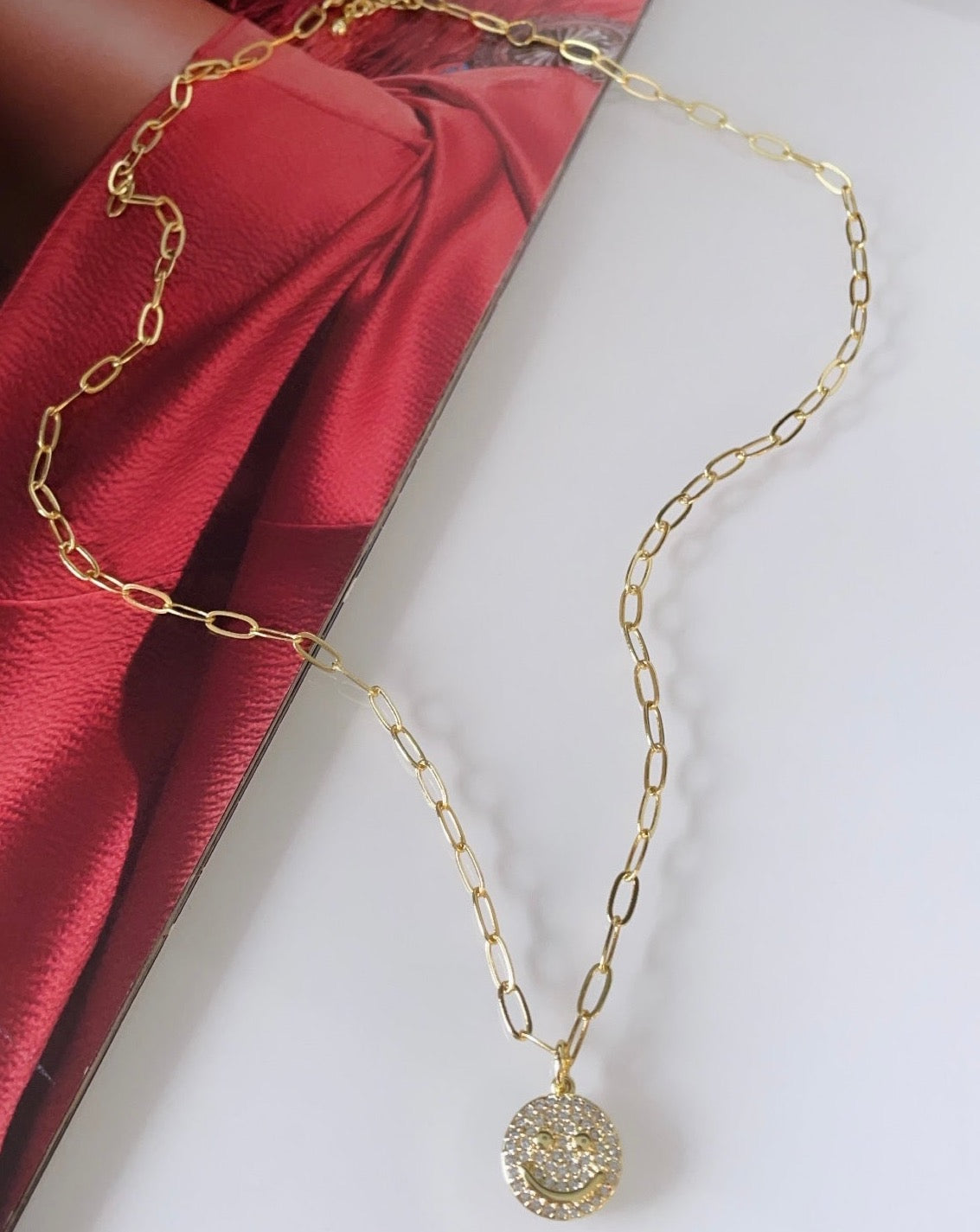 Gold Happy Face Necklace - LimaLimón Store