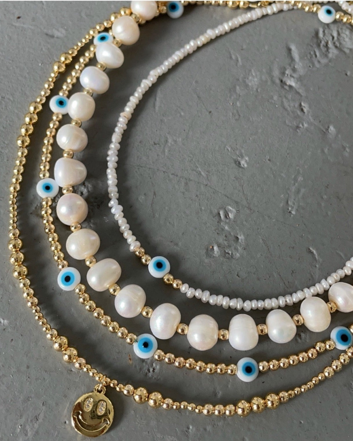 Pearl And Gold Necklace - LimaLimón Store