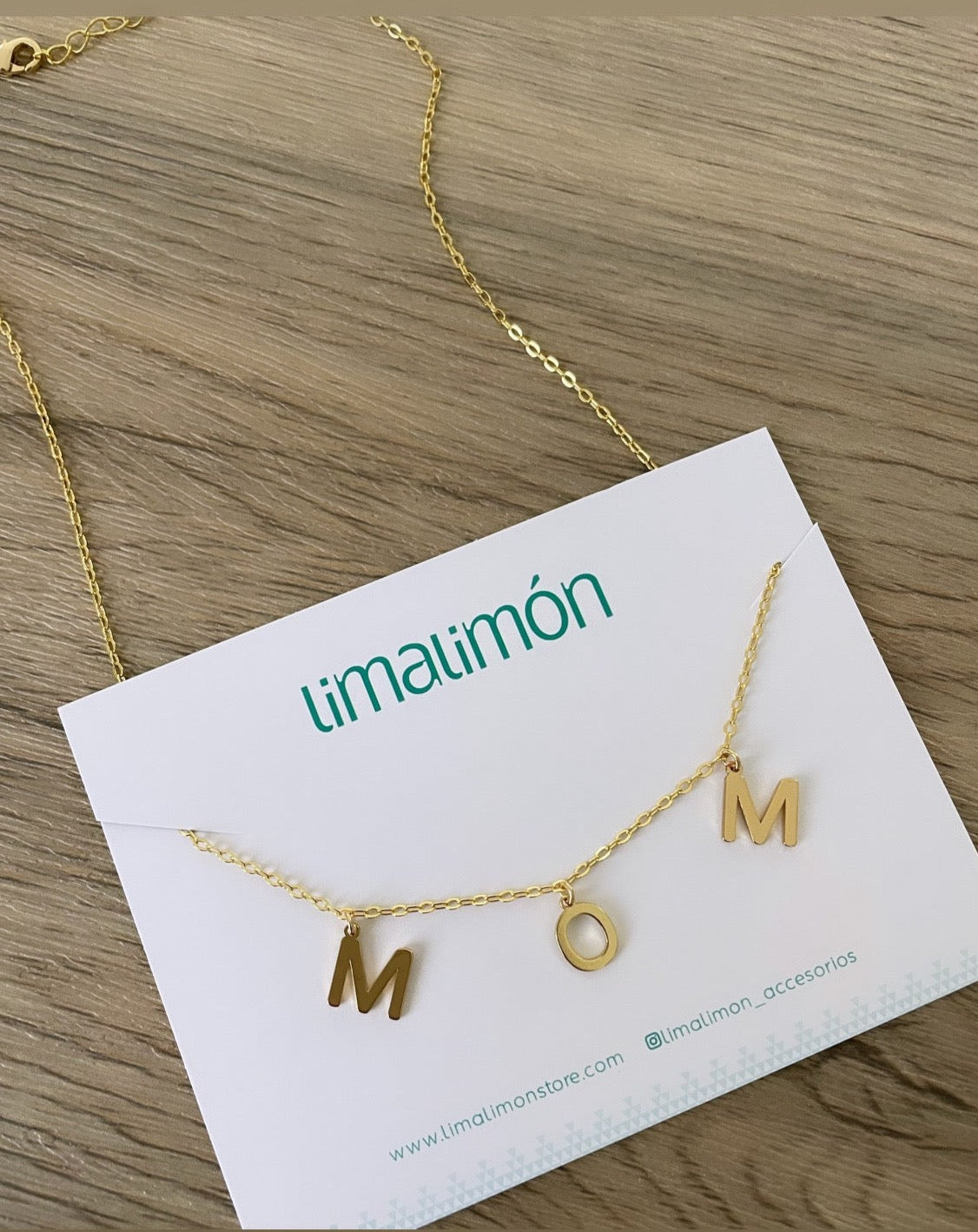 MOM Necklace - LimaLimón Store