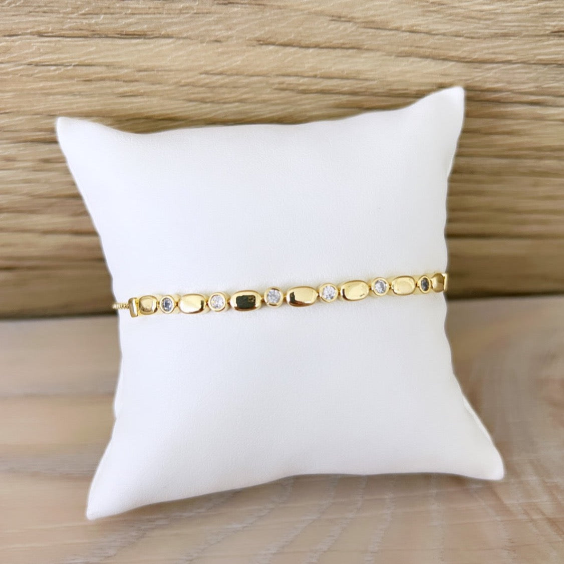 Gold Bracelet - LimaLimón Store